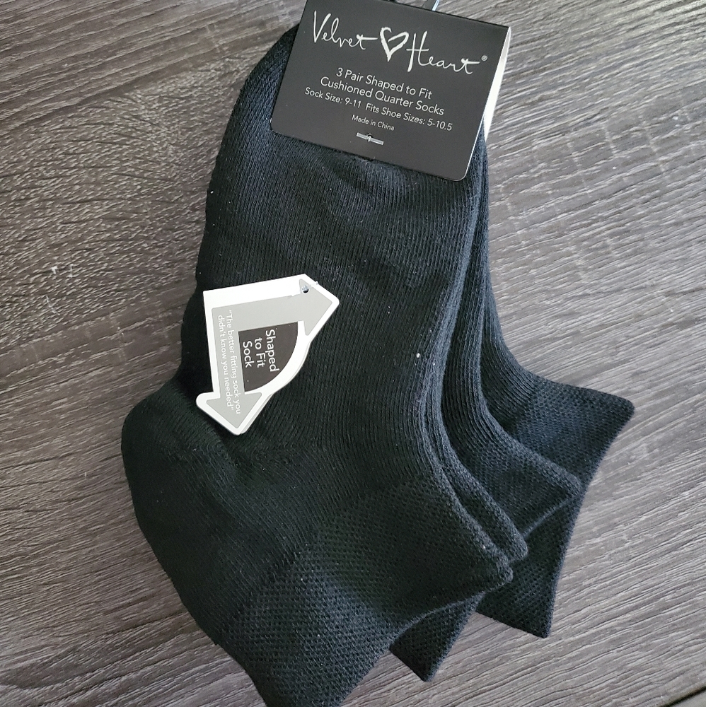 3 Pairs Velvet Heart Cushioned Ankle Socks